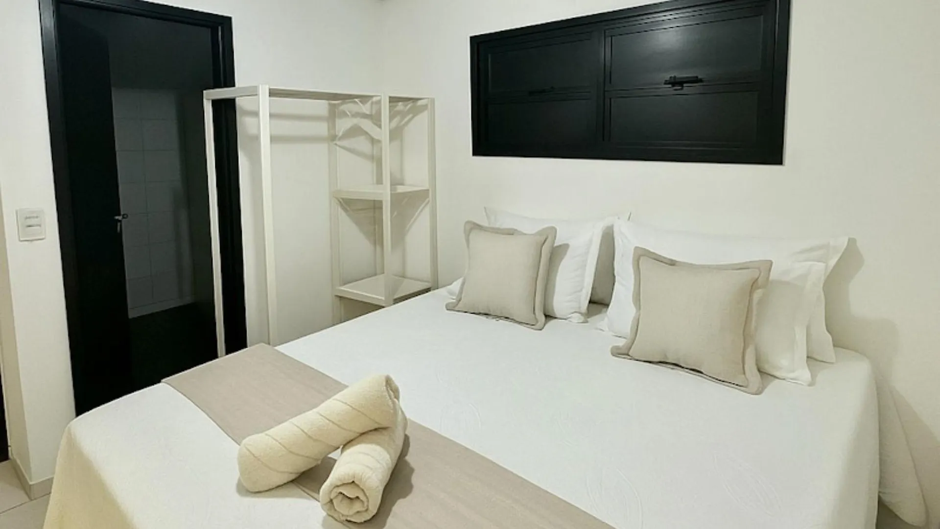 Apartment 202 Landscape - Torre Gold B